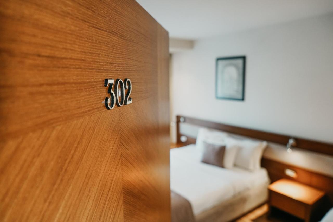 Center Hotel Gjirokastra Kültér fotó