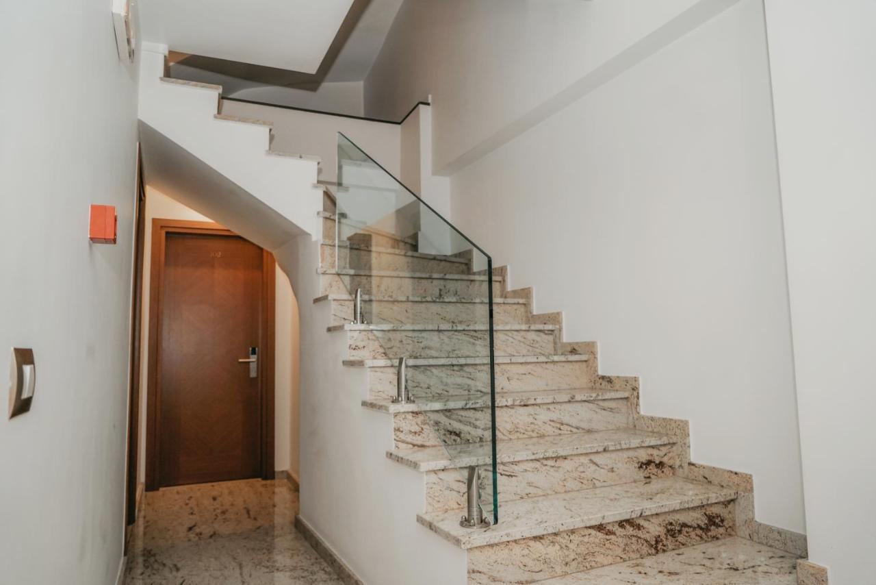 Center Hotel Gjirokastra Kültér fotó