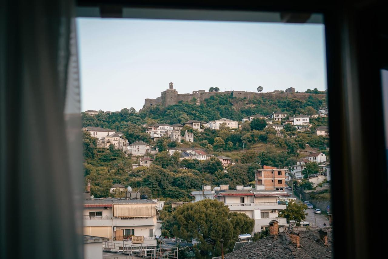 Center Hotel Gjirokastra Kültér fotó